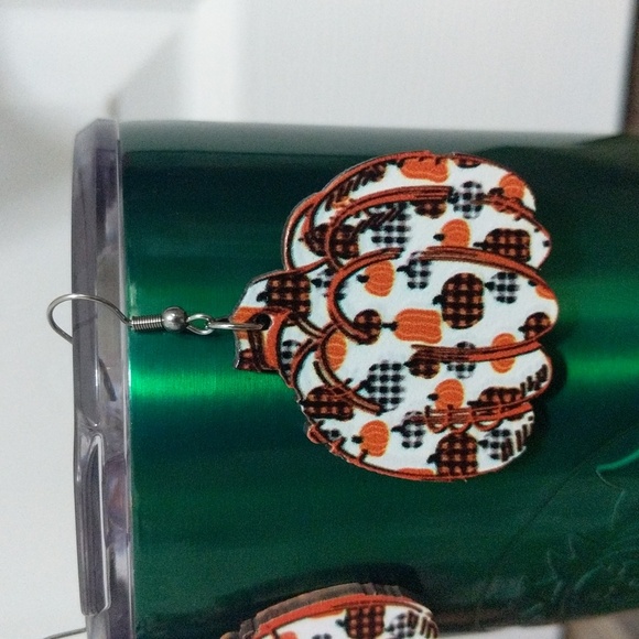 #362Halloween/Fall Wooden Dangle Pumpkin Earrings. Pumpkins on pumpkins. - Picture 2 of 4